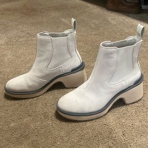 Sorel Hi line boots